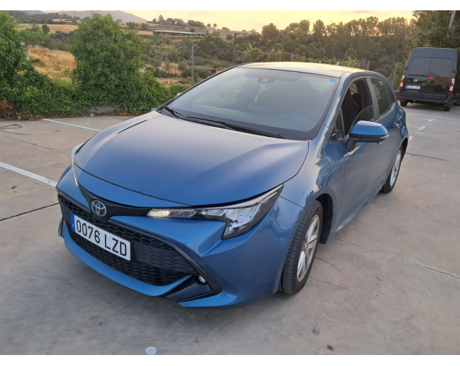 Renting cocheTOYOTA COROLLA