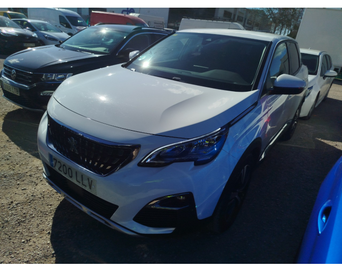 Renting cochePEUGEOT 3008