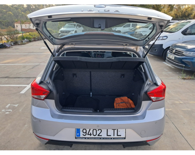 SEAT IBIZA