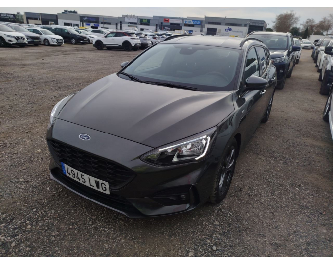 Renting cocheFORD FOCUS