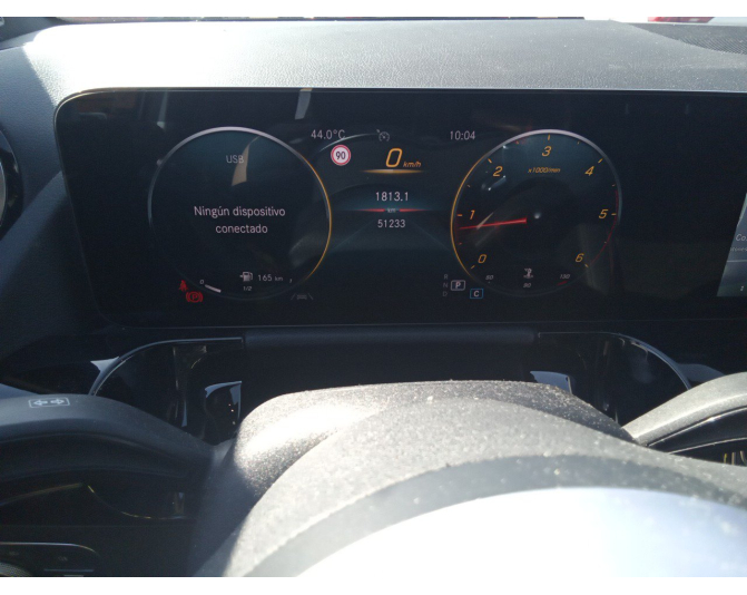 MERCEDES GLA