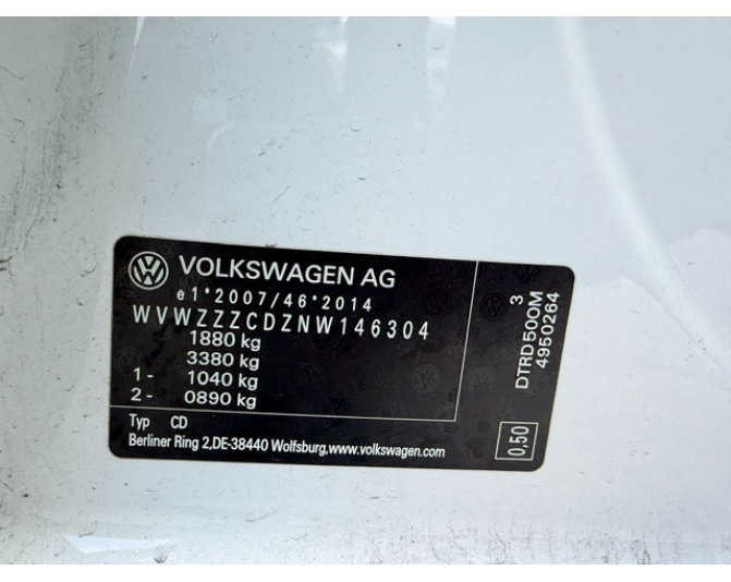 VOLKSWAGEN GOLF