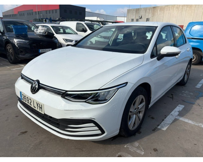 Renting cocheVOLKSWAGEN GOLF