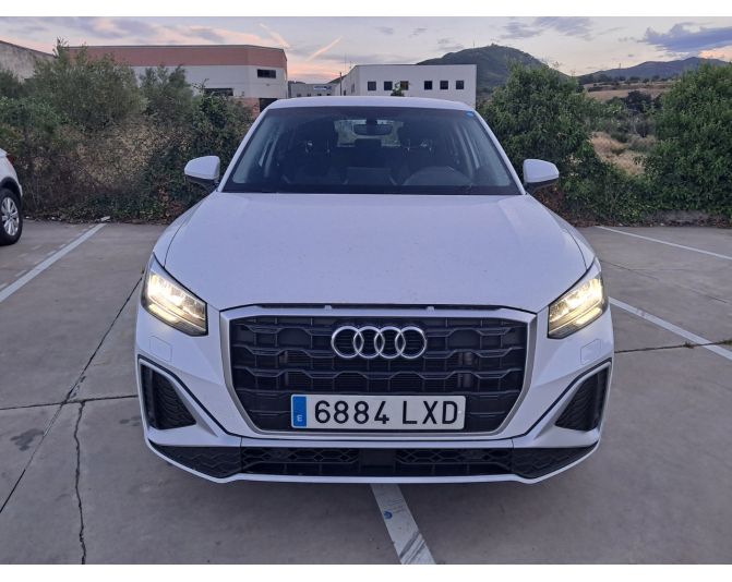AUDI Q2