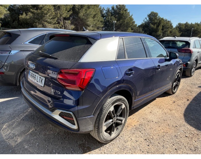 AUDI Q2