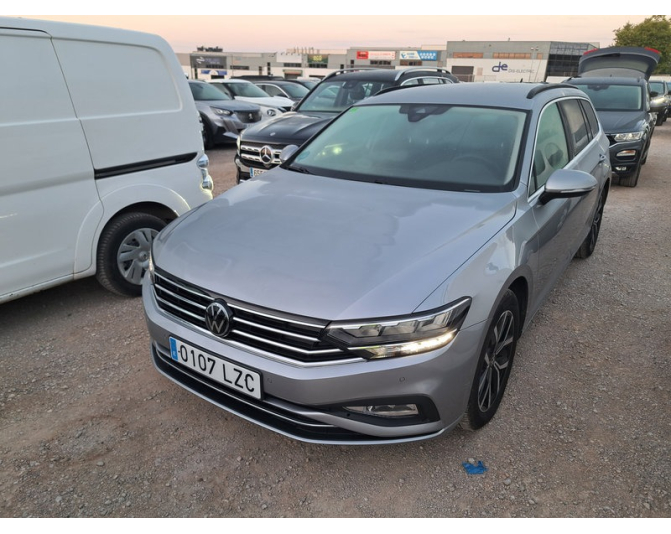 Renting cocheVOLKSWAGEN PASSAT
