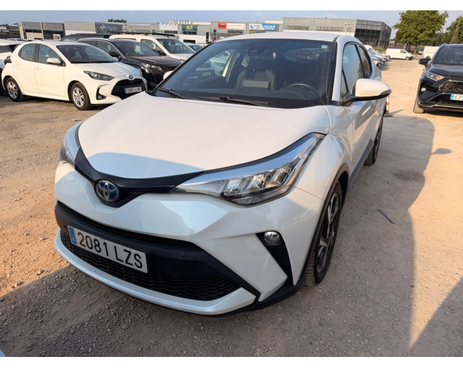 Renting cocheTOYOTA C-HR
