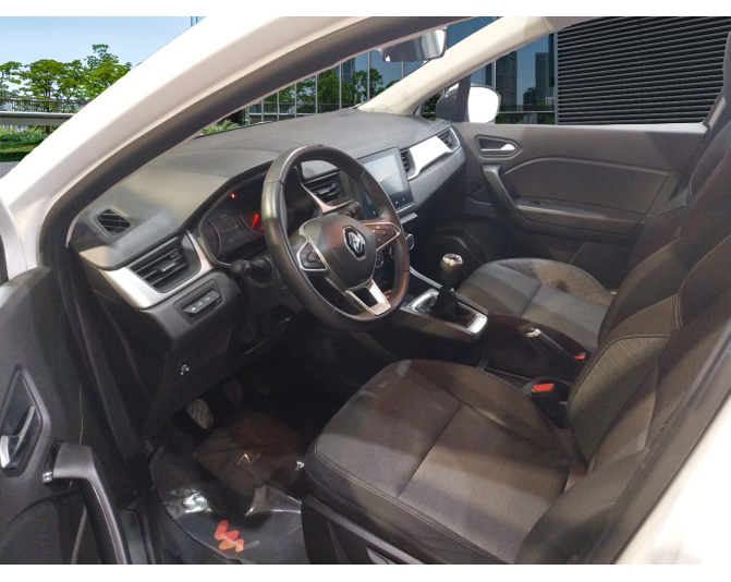 RENAULT CAPTUR