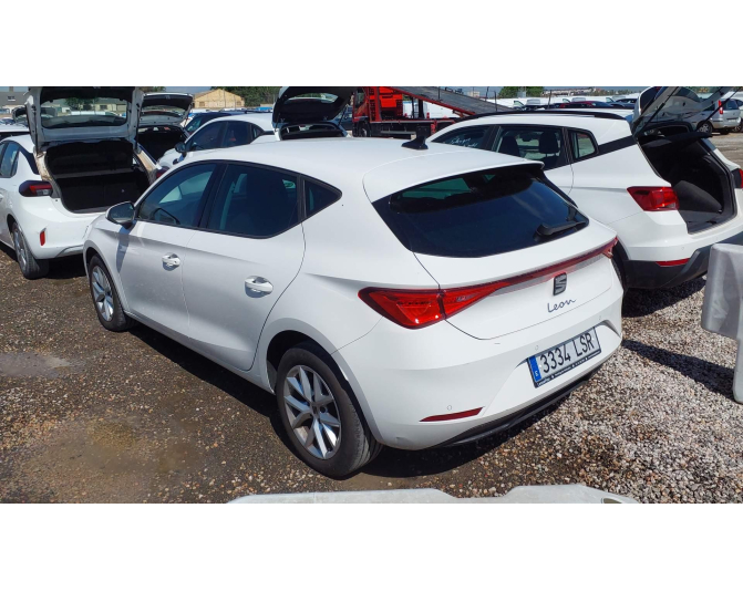 SEAT LEON