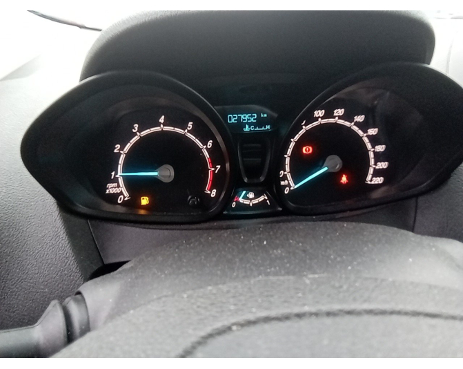 FORD TRANSIT COURIER