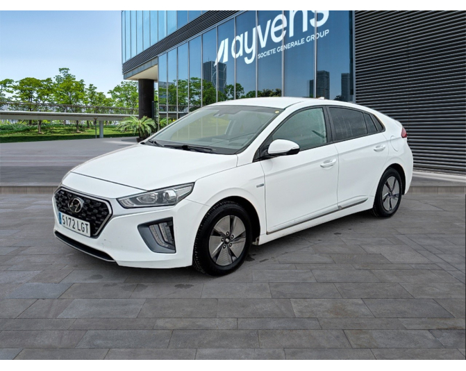 Renting cocheHYUNDAI IONIQ