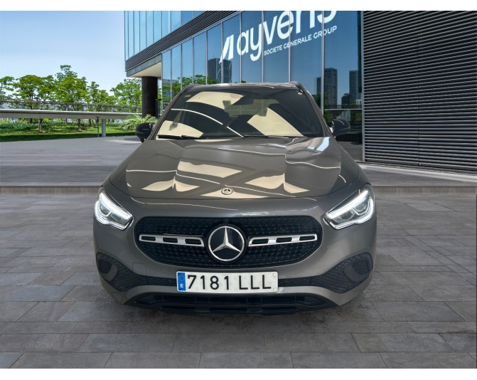 MERCEDES GLA