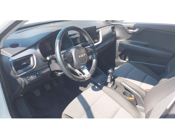 KIA STONIC