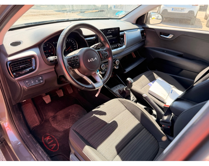 KIA STONIC