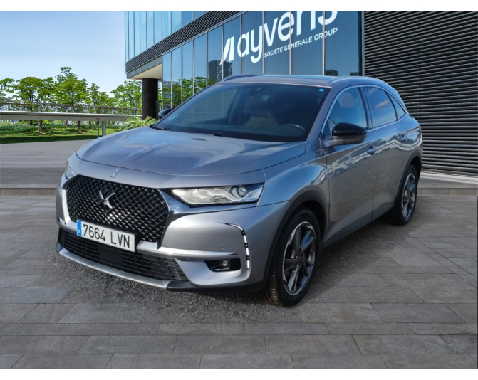 Renting cocheDS DS 7 CROSSBACK