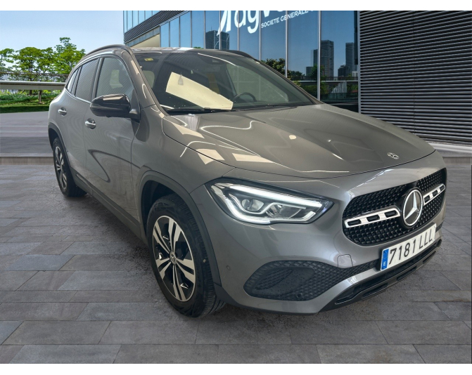 MERCEDES GLA