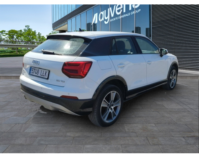AUDI Q2