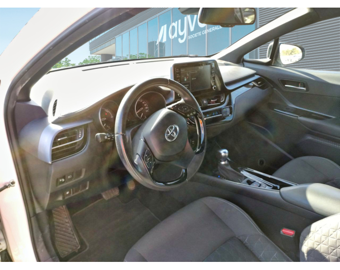 TOYOTA C-HR