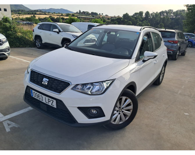 Renting cocheSEAT ARONA