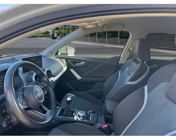 AUDI Q2