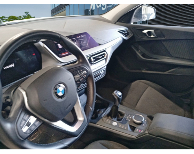BMW SERIES 1
