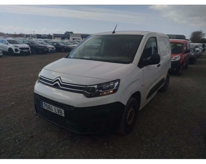 Renting cocheCITROEN BERLINGO