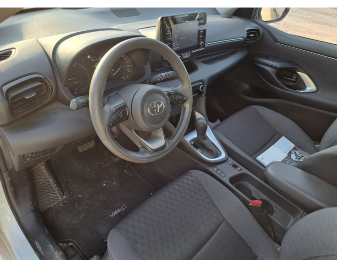 TOYOTA YARIS