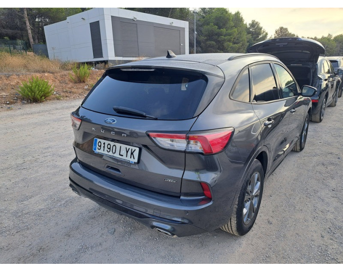 FORD KUGA