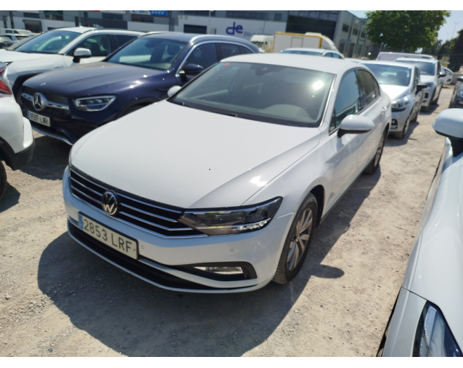 Renting cocheVOLKSWAGEN PASSAT