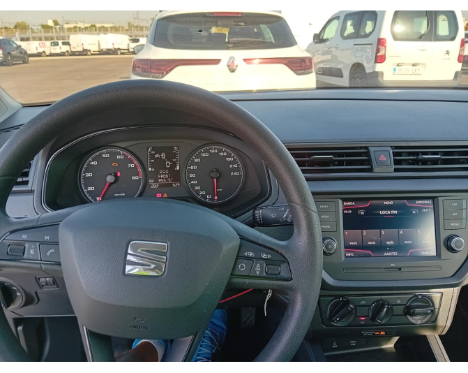 SEAT IBIZA