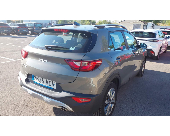 KIA STONIC