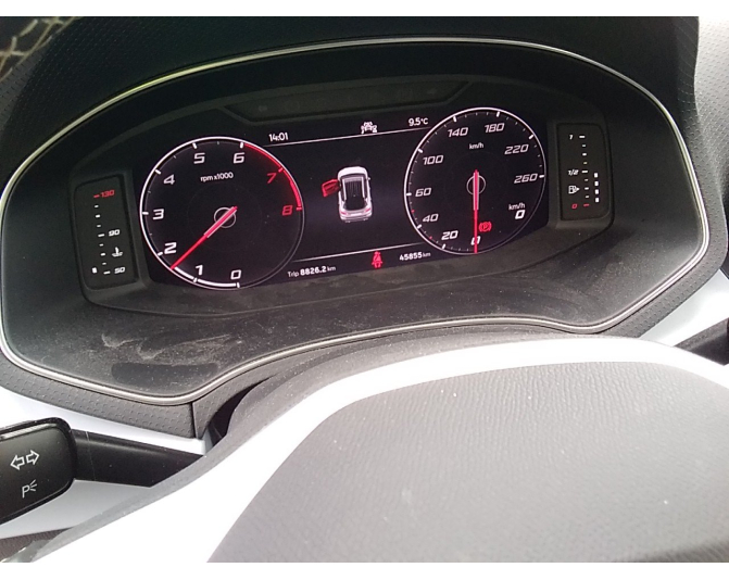 SEAT ARONA