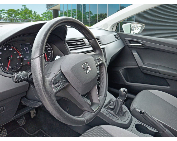 SEAT IBIZA