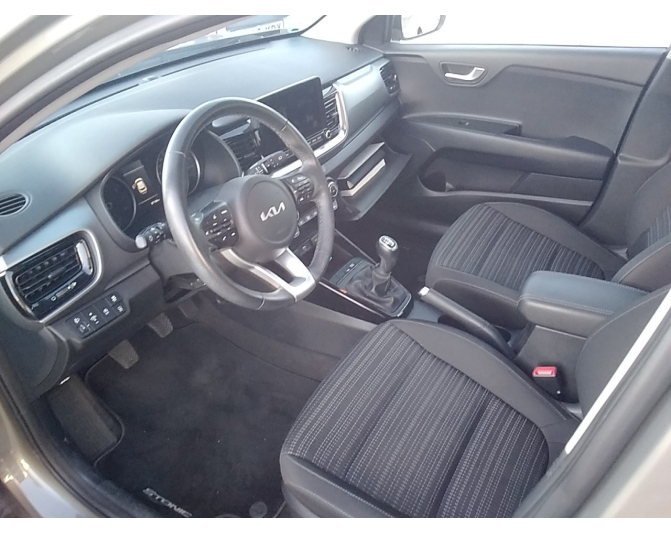 KIA STONIC
