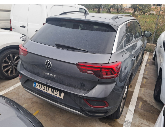 VOLKSWAGEN T-ROC