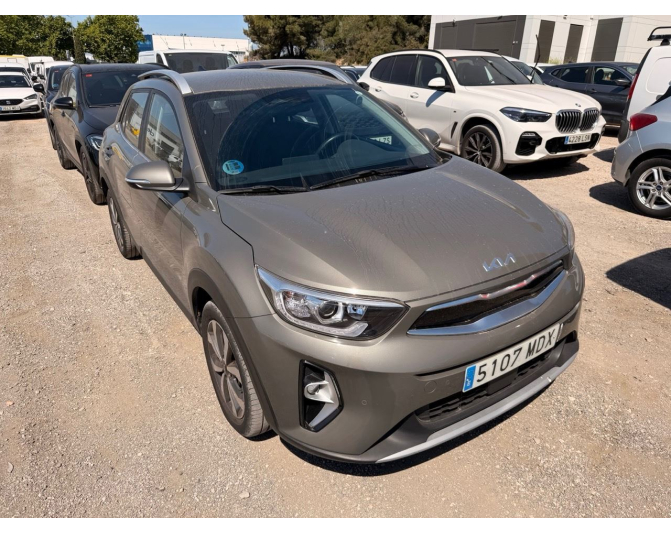 KIA STONIC