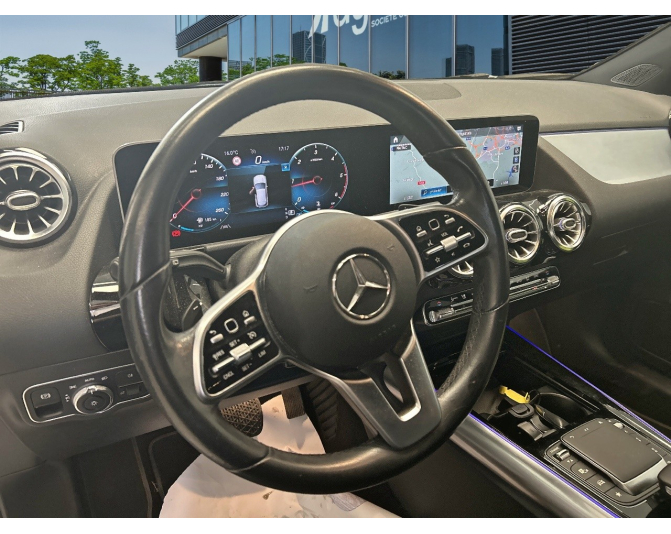 MERCEDES GLA