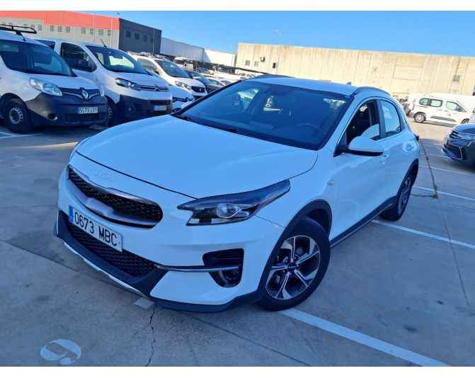 Renting cocheKIA XCEED