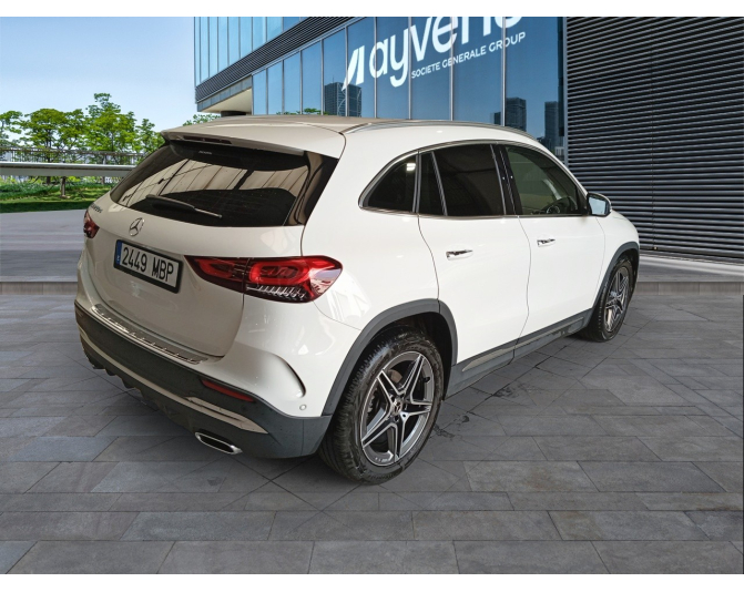 MERCEDES GLA