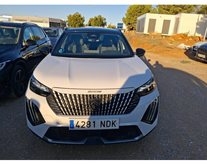 PEUGEOT 2008