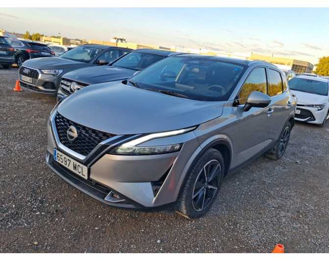 Renting cocheNISSAN QASHQAI