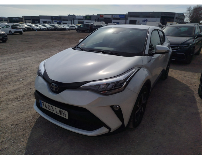 Renting cocheTOYOTA C-HR