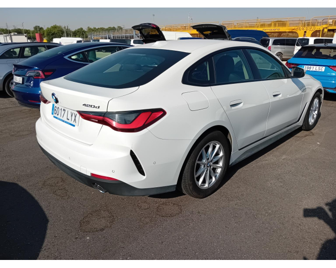 BMW SERIES 4