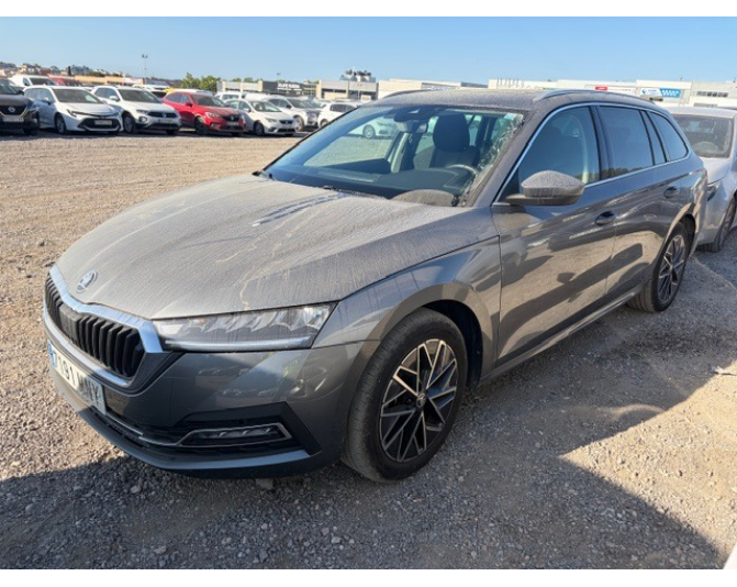 Renting cocheSKODA OCTAVIA