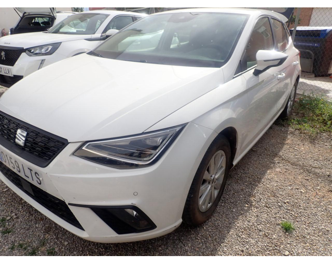 Renting cocheSEAT IBIZA