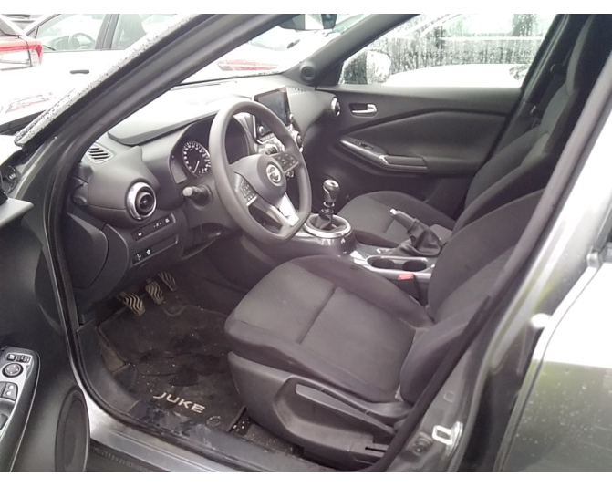 NISSAN JUKE