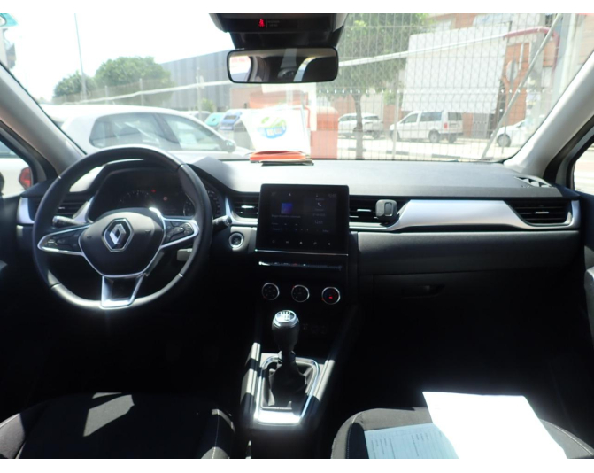 RENAULT CAPTUR
