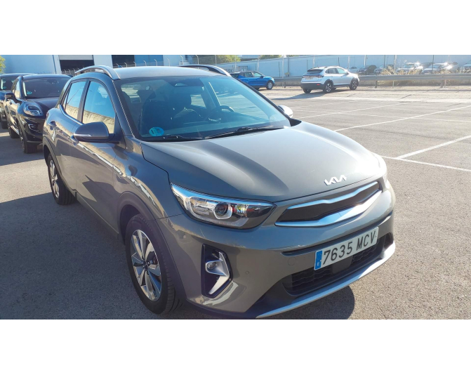 KIA STONIC