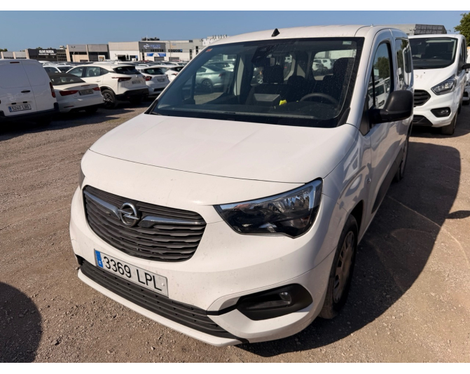 Renting cocheOPEL COMBO