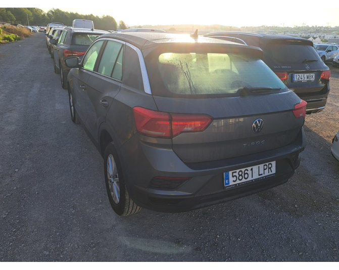 VOLKSWAGEN T-ROC